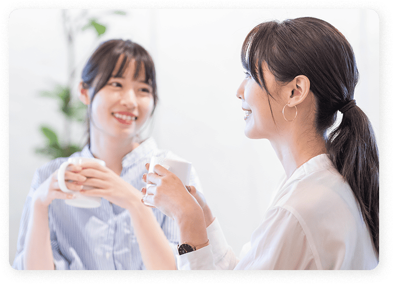 女性２人の写真